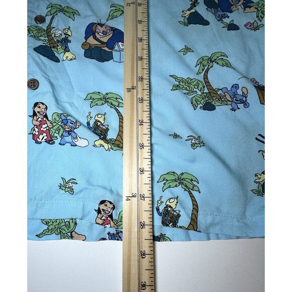 Disney Lilo & Stitch Blue Hawaiian Beach Scenes Button Up Shirt Men's MEDIUM - Picture 7 of 8